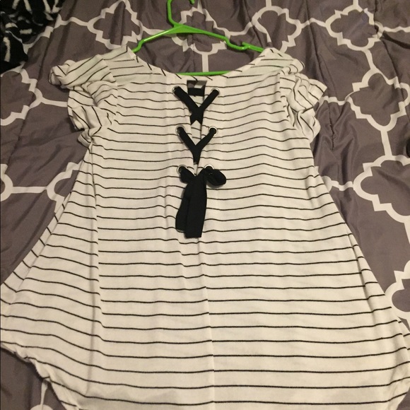 Stripe blouse with back now - Picture 2 of 2